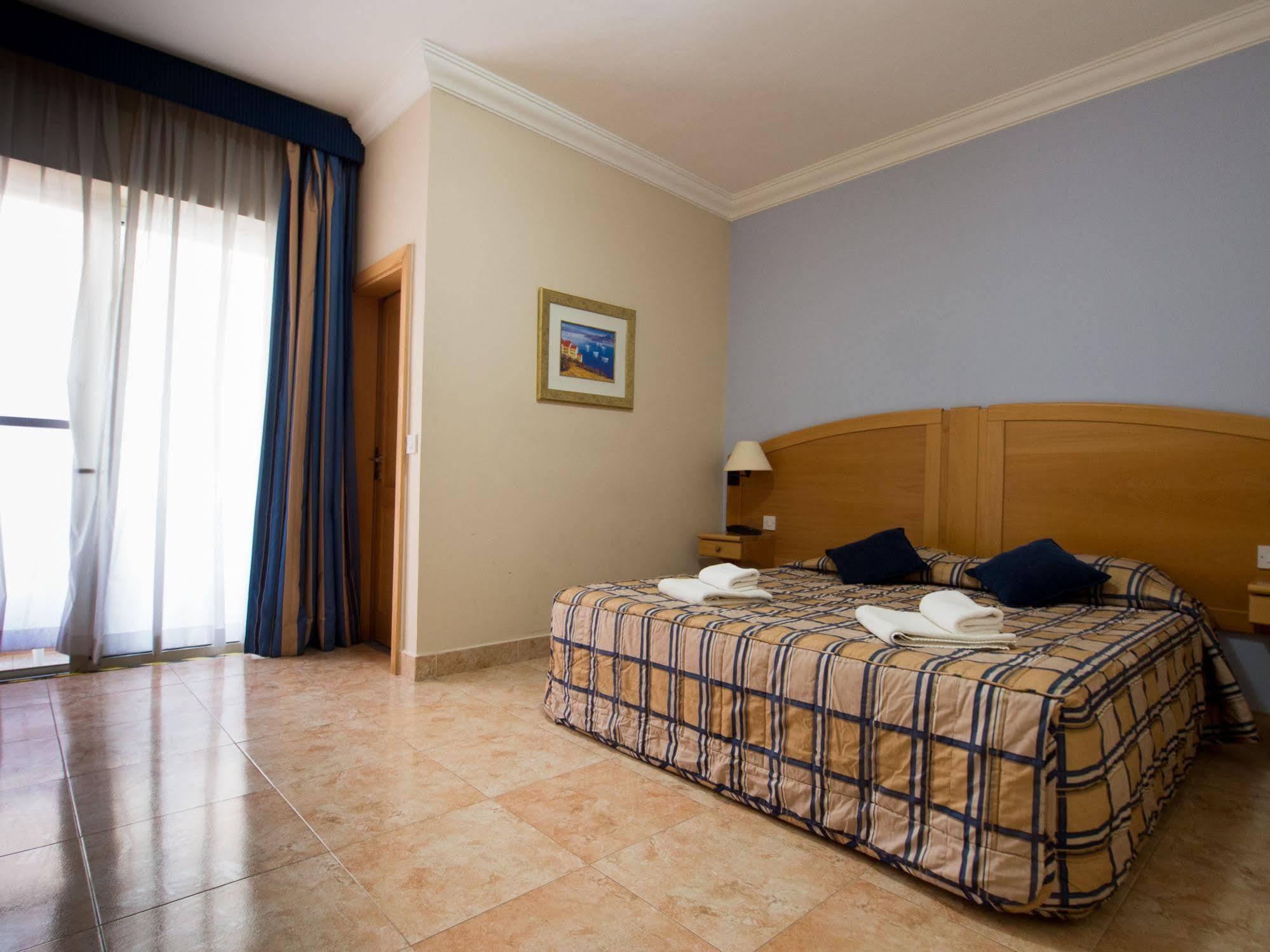 Block Aparthotel Xlendi Bagian luar foto